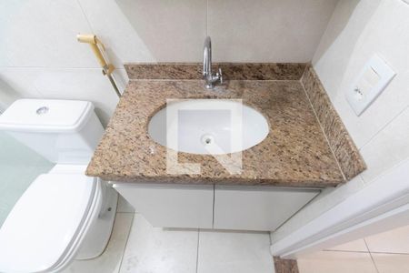 Casa de condomínio para alugar com 80m², 2 quartos e 1 vaga Casa de condomínio para alugar com 80m², 2 quartos e 1 vagaBanheiro Social