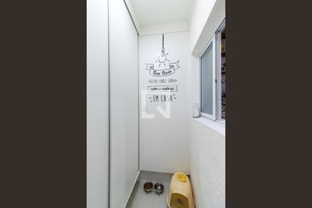 Casa de condomínio à venda com 100m², 2 quartos e 2 vagasDespensa