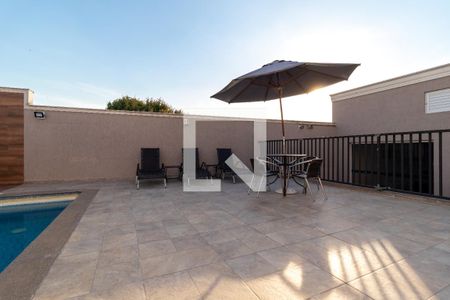 Casa de condomínio à venda com 100m², 2 quartos e 2 vagasÁrea comum - Piscina