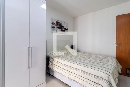 Casa de condomínio à venda com 100m², 2 quartos e 2 vagasSuíte 1