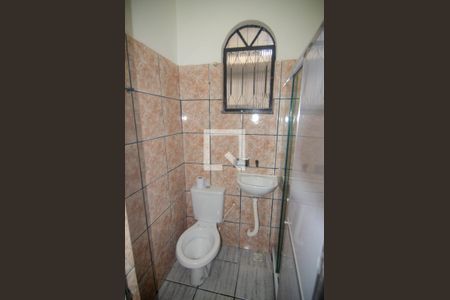 Banheiro de casa para alugar com 1 quarto, 30m² em Vila São Luis, Duque de Caxias