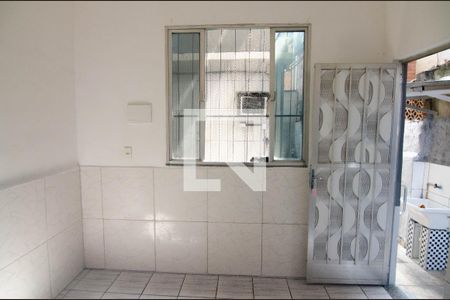 Sala/Quarto de casa para alugar com 1 quarto, 30m² em Vila São Luis, Duque de Caxias