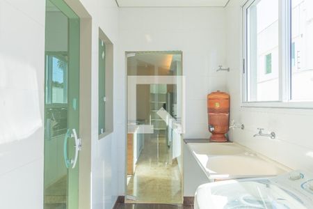 Casa à venda com 280m², 3 quartos e 4 vagasÁrea de Serviço