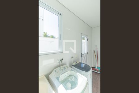 Casa à venda com 280m², 3 quartos e 4 vagasÁrea de Serviço