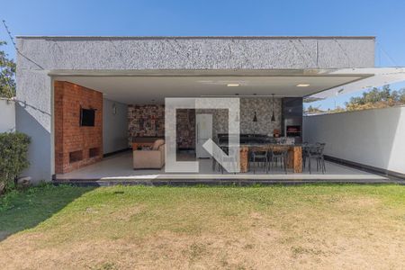 Casa à venda com 280m², 3 quartos e 4 vagasArea Externa