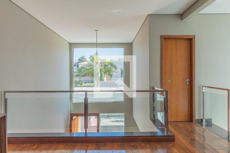 Casa à venda com 280m², 3 quartos e 4 vagasEscritório e Hall dos Dormitórios