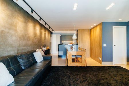 Apartamento à venda com 70m², 2 quartos e 1 vaga Apartamento à venda com 70m², 2 quartos e 1 vagaSala