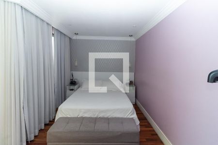 Apartamento à venda com 176m², 4 quartos e 3 vagasQuarto 4 Suíte 2