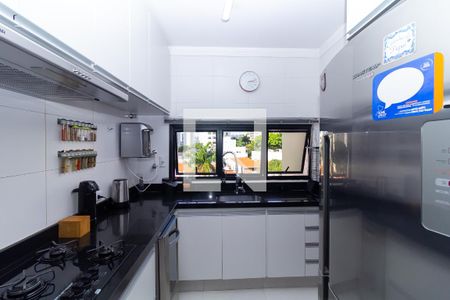 Apartamento à venda com 176m², 4 quartos e 3 vagasCozinha