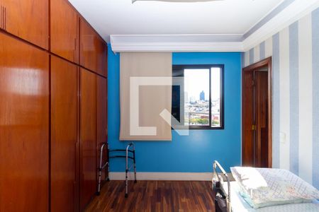 Apartamento à venda com 176m², 4 quartos e 3 vagasQuarto 3 - Suíte 1
