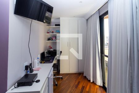 Apartamento à venda com 176m², 4 quartos e 3 vagasQuarto 4 Suíte 2