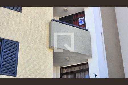 Apartamento à venda com 89m², 2 quartos e 1 vaga Apartamento à venda com 89m², 2 quartos e 1 vagaFachada + Plaquinha