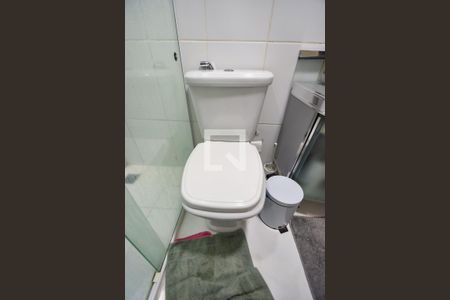 Apartamento à venda com 64m², 3 quartos e 1 vaga Apartamento à venda com 64m², 3 quartos e 1 vagaBanheiro Social