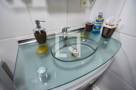 Apartamento à venda com 64m², 3 quartos e 1 vaga Apartamento à venda com 64m², 3 quartos e 1 vagaBanheiro Social