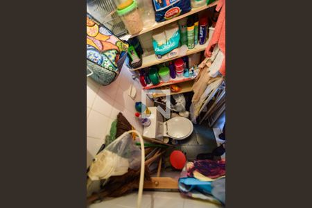 Apartamento à venda com 64m², 3 quartos e 1 vaga Apartamento à venda com 64m², 3 quartos e 1 vagaBanheiro de serviço