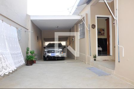 Casa à venda com 184m², 3 quartos e 3 vagasQuintal e Garagem