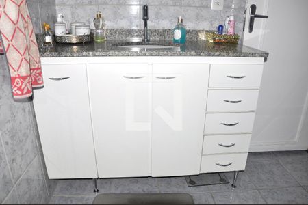 Casa à venda com 184m², 3 quartos e 3 vagasBanheiro Social