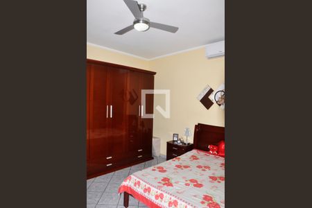 Casa à venda com 184m², 3 quartos e 3 vagasQuarto 01