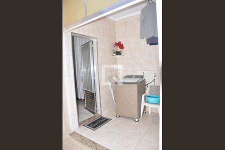 Casa à venda com 184m², 3 quartos e 3 vagasÁrea de Serviço