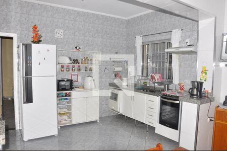 Casa à venda com 184m², 3 quartos e 3 vagasCozinha