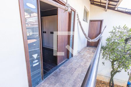 Casa à venda com 474m², 6 quartos e 4 vagasVaranda Quarto 5
