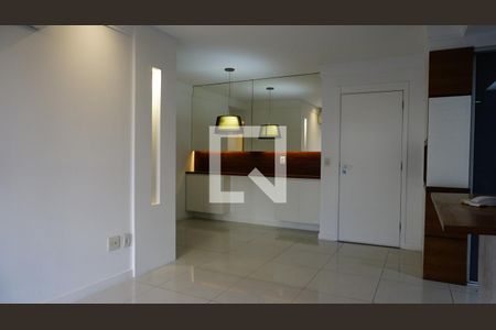 Sala de apartamento para alugar com 3 quartos, 92m² em Barra Olímpica, Rio de Janeiro