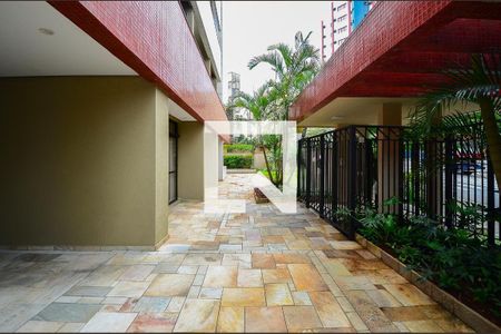 Apartamento à venda com 42m², 1 quarto e 2 vagasHall de Entrada