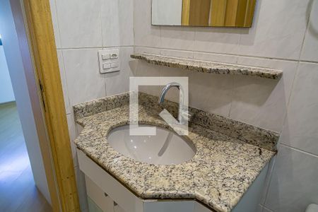 Apartamento à venda com 42m², 1 quarto e 2 vagasBanheiro da Suíte - Pia