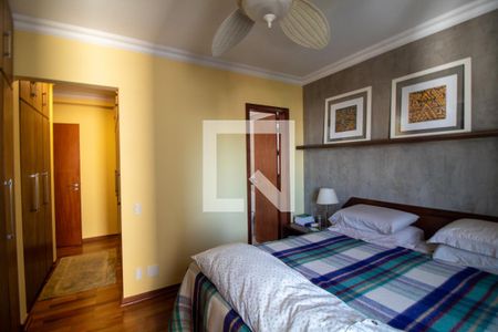 Apartamento à venda com 205m², 4 quartos e 3 vagasSuíte 2