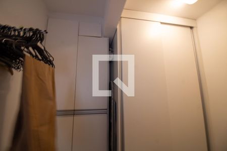 Apartamento à venda com 205m², 4 quartos e 3 vagasDependência de Serviço