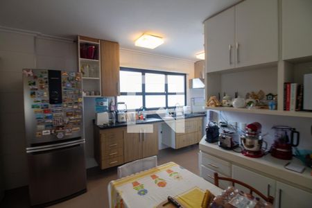 Apartamento à venda com 205m², 4 quartos e 3 vagasCopa