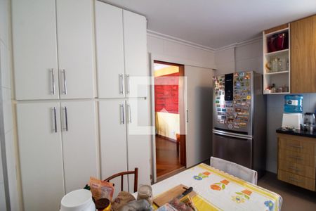 Apartamento à venda com 205m², 4 quartos e 3 vagasCopa