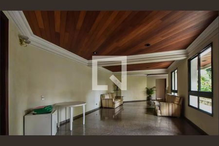 Apartamento à venda com 205m², 4 quartos e 3 vagasÁrea comum - Salão de Festas