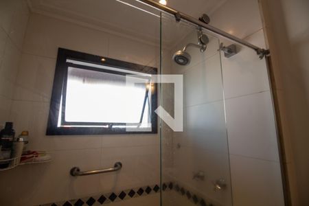 Apartamento à venda com 205m², 4 quartos e 3 vagasBanheiro da Suíte 1