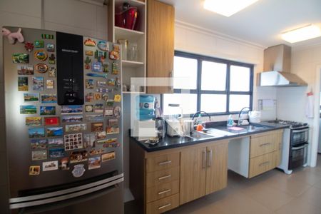 Apartamento à venda com 205m², 4 quartos e 3 vagasCozinha