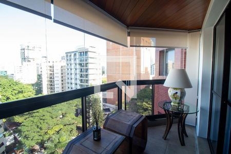 Apartamento à venda com 205m², 4 quartos e 3 vagasTerraço