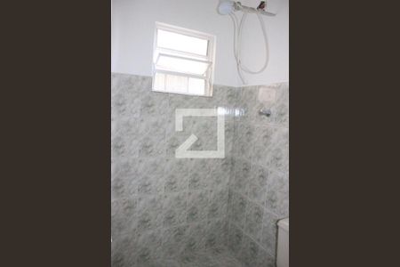 Casa para alugar com 125m², 4 quartos e 2 vagasBanheiro da edícula