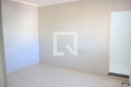 Casa para alugar com 125m², 4 quartos e 2 vagasSuíte