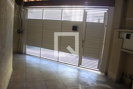 Casa para alugar com 125m², 4 quartos e 2 vagasGaragem