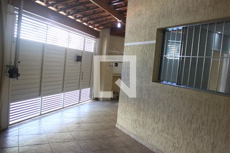 Casa para alugar com 125m², 4 quartos e 2 vagasGaragem