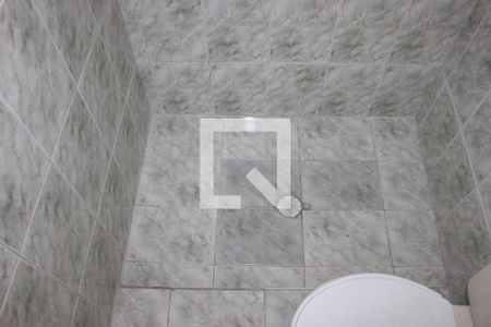 Casa para alugar com 125m², 4 quartos e 2 vagasBanheiro da edícula