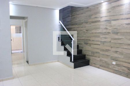 Sala de casa para alugar com 4 quartos, 125m² em Parque Continental Ii, Guarulhos