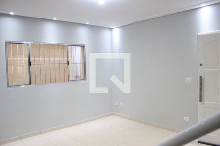 Sala de casa para alugar com 4 quartos, 125m² em Parque Continental Ii, Guarulhos