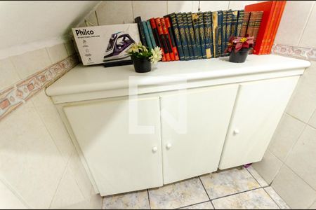 Casa à venda com 140m², 3 quartos e 2 vagas Casa à venda com 140m², 3 quartos e 2 vagasLavabo