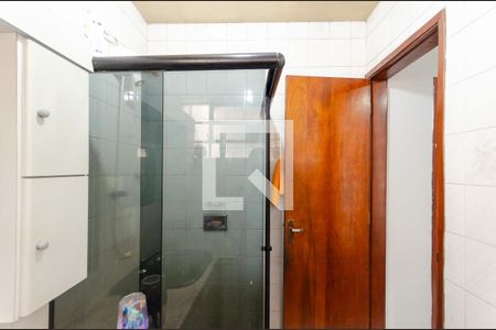 Casa à venda com 140m², 3 quartos e 2 vagas Casa à venda com 140m², 3 quartos e 2 vagasBanheiro