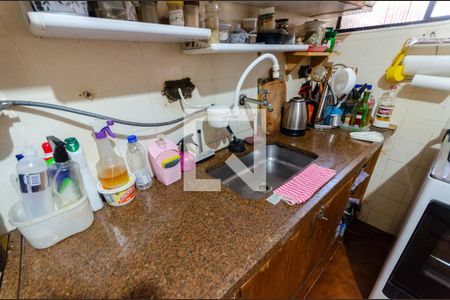 Casa à venda com 140m², 3 quartos e 2 vagas Casa à venda com 140m², 3 quartos e 2 vagasCozinha