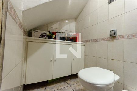 Casa à venda com 140m², 3 quartos e 2 vagas Casa à venda com 140m², 3 quartos e 2 vagasLavabo