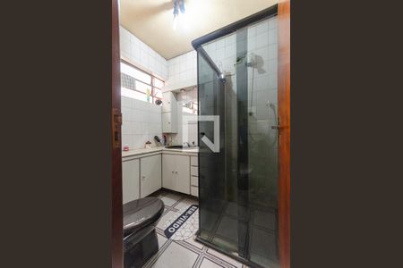 Casa à venda com 140m², 3 quartos e 2 vagas Casa à venda com 140m², 3 quartos e 2 vagasBanheiro