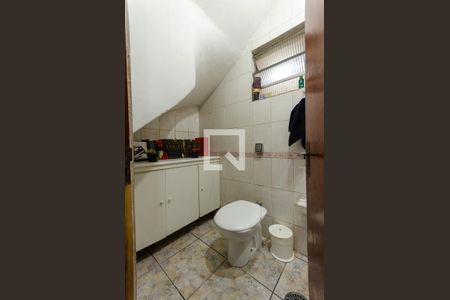 Casa à venda com 140m², 3 quartos e 2 vagas Casa à venda com 140m², 3 quartos e 2 vagasLavabo