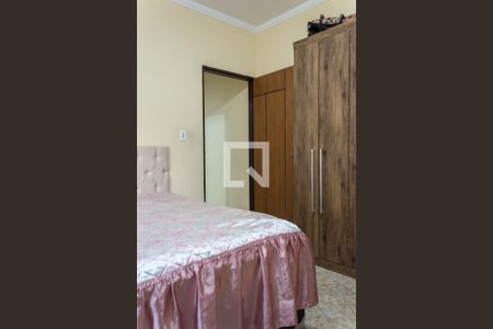 Casa à venda com 365m², 4 quartos e 1 vaga Casa à venda com 365m², 4 quartos e 1 vagaQuarto 3